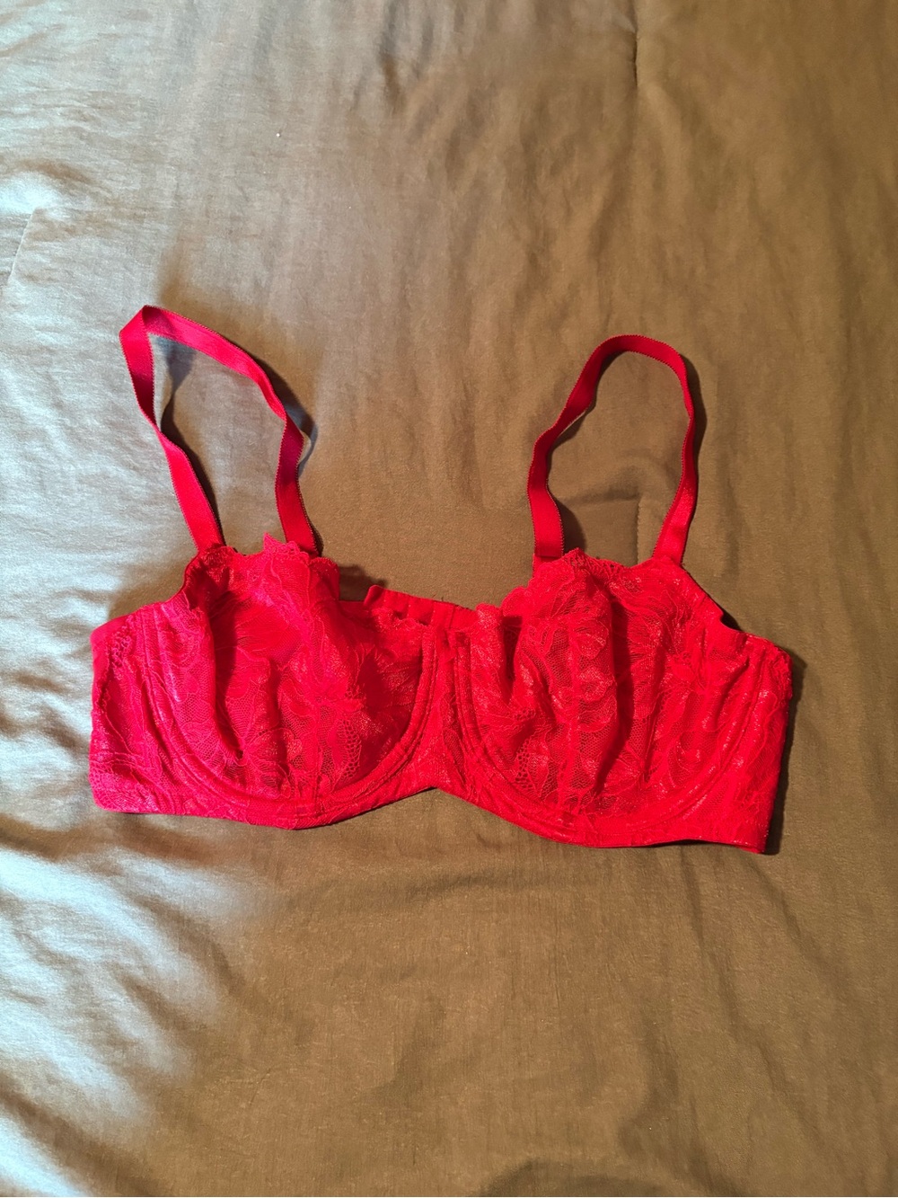 Torrid Red Lace Underwire Bra with Adjustable Straps